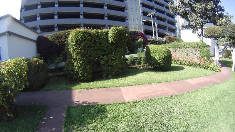 Hotel Plaza Гватемала Экстерьер фото