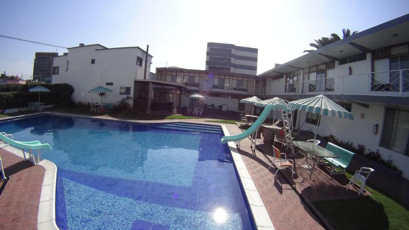 Hotel Plaza Гватемала Экстерьер фото