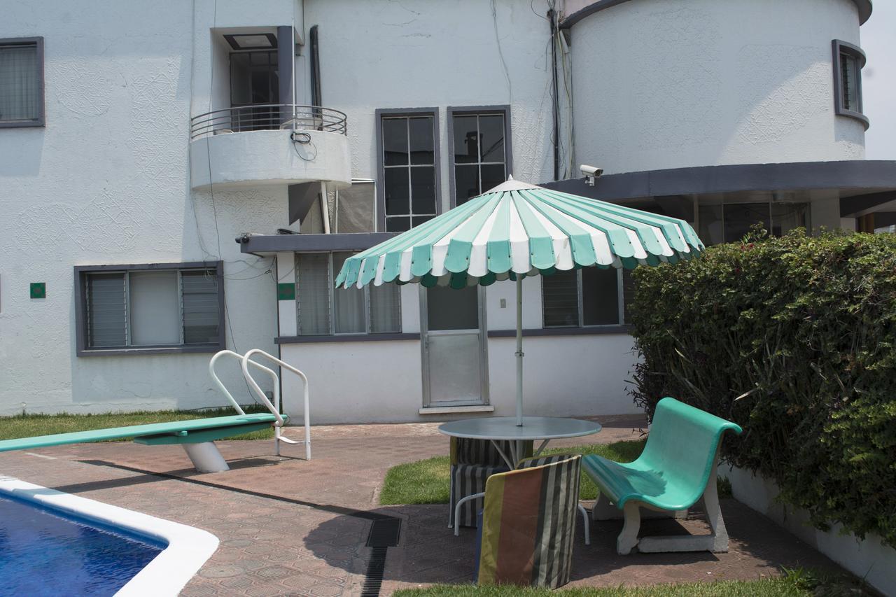 Hotel Plaza Гватемала Экстерьер фото