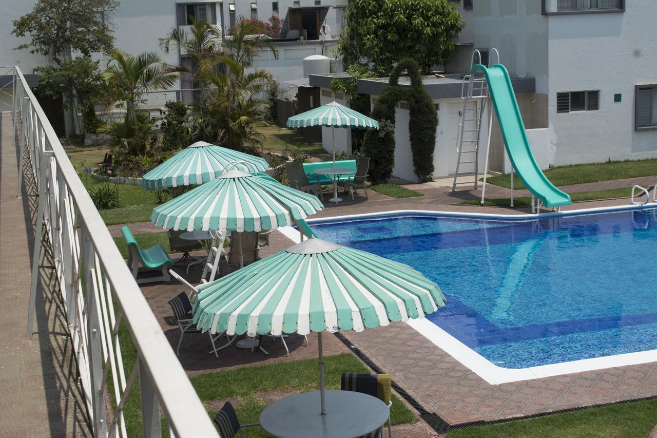 Hotel Plaza Гватемала Экстерьер фото