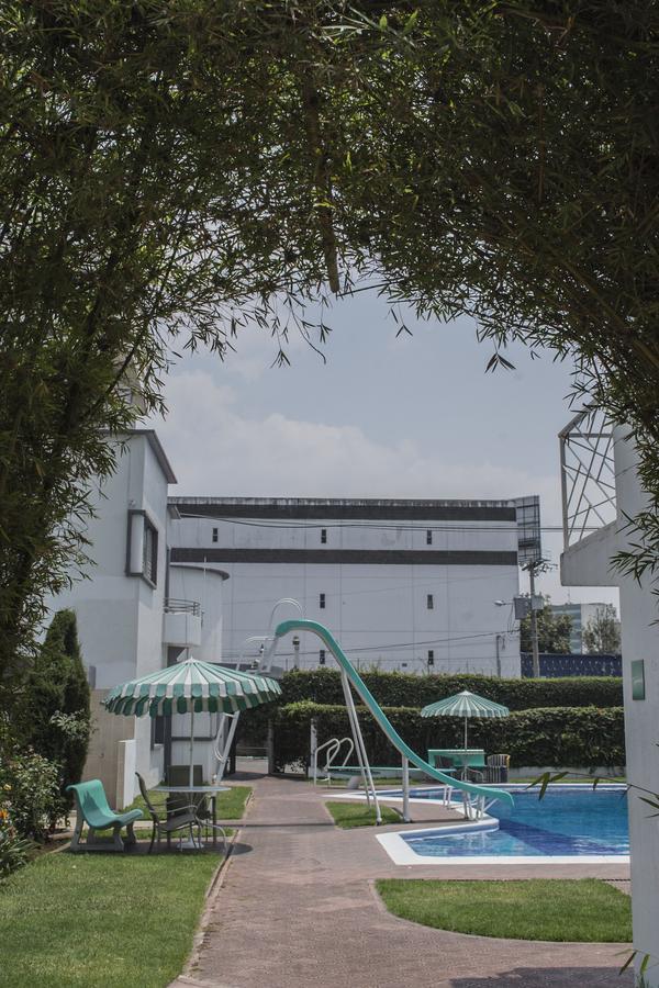 Hotel Plaza Гватемала Экстерьер фото